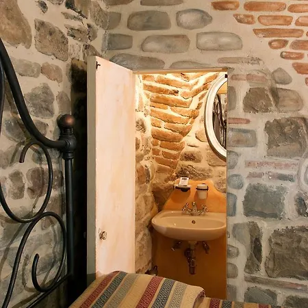 Torre Del Drago Borgo alla Collina